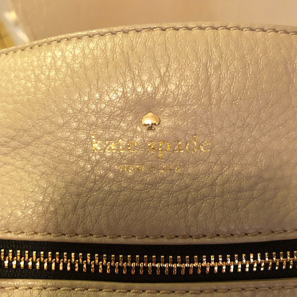 Kate Spade tan crossbow purse. Soft leather. $40 - Picture 2 of 4
